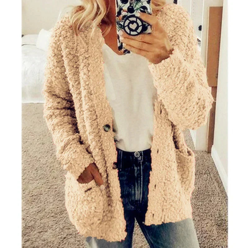 Cardigan moale și călduros – croială elegantă, deschisă, ideală pentru ținute casual suprapuse