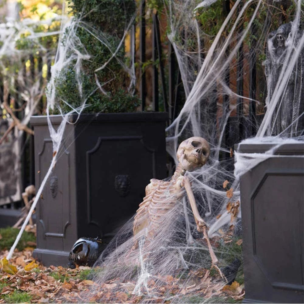 Závěsná halloweenská dekorace – kostlivec-duch