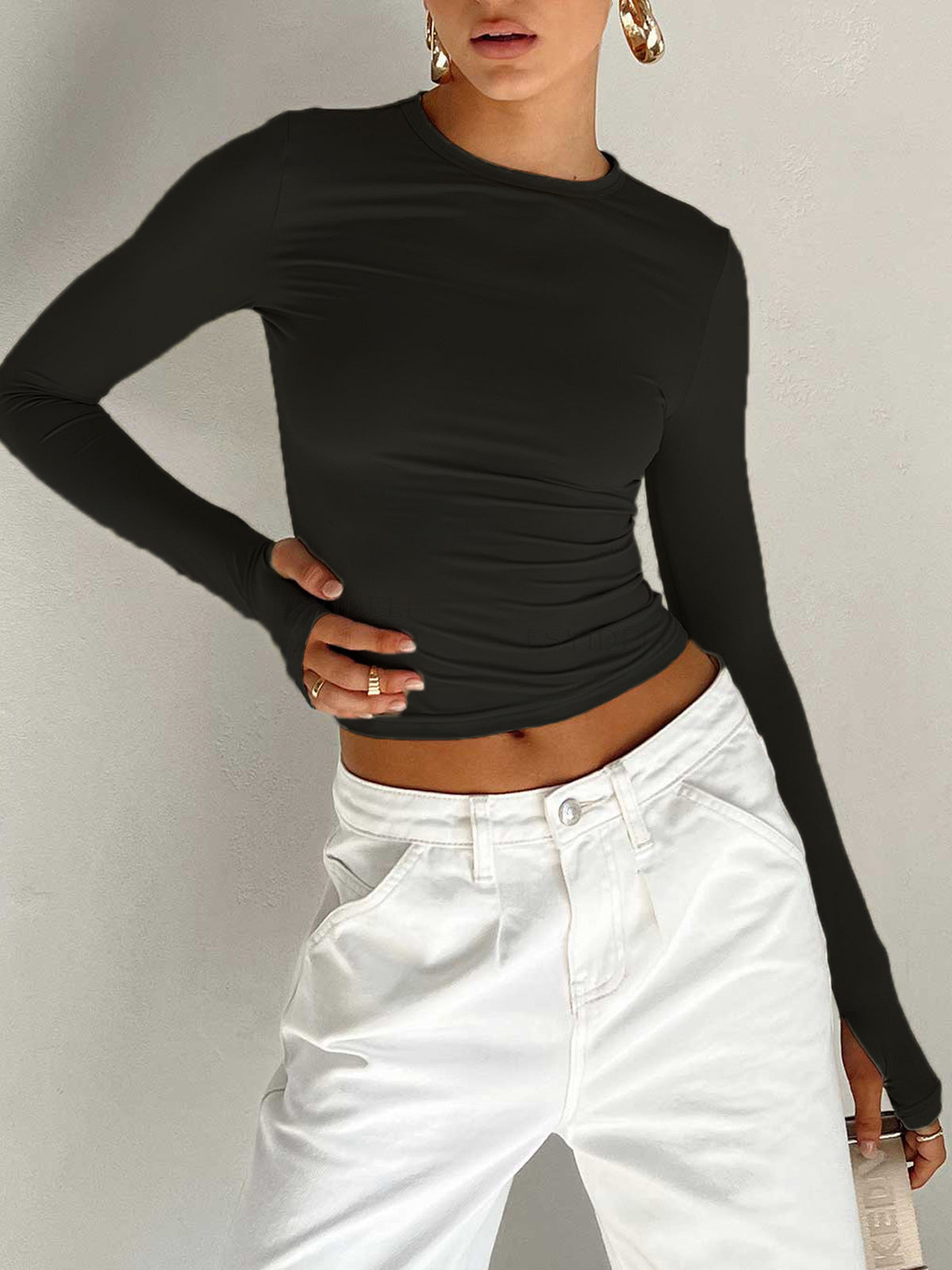 Essential Long-Sleeve Crop Top – Slim Fit Stretch Jersey with Round Neck