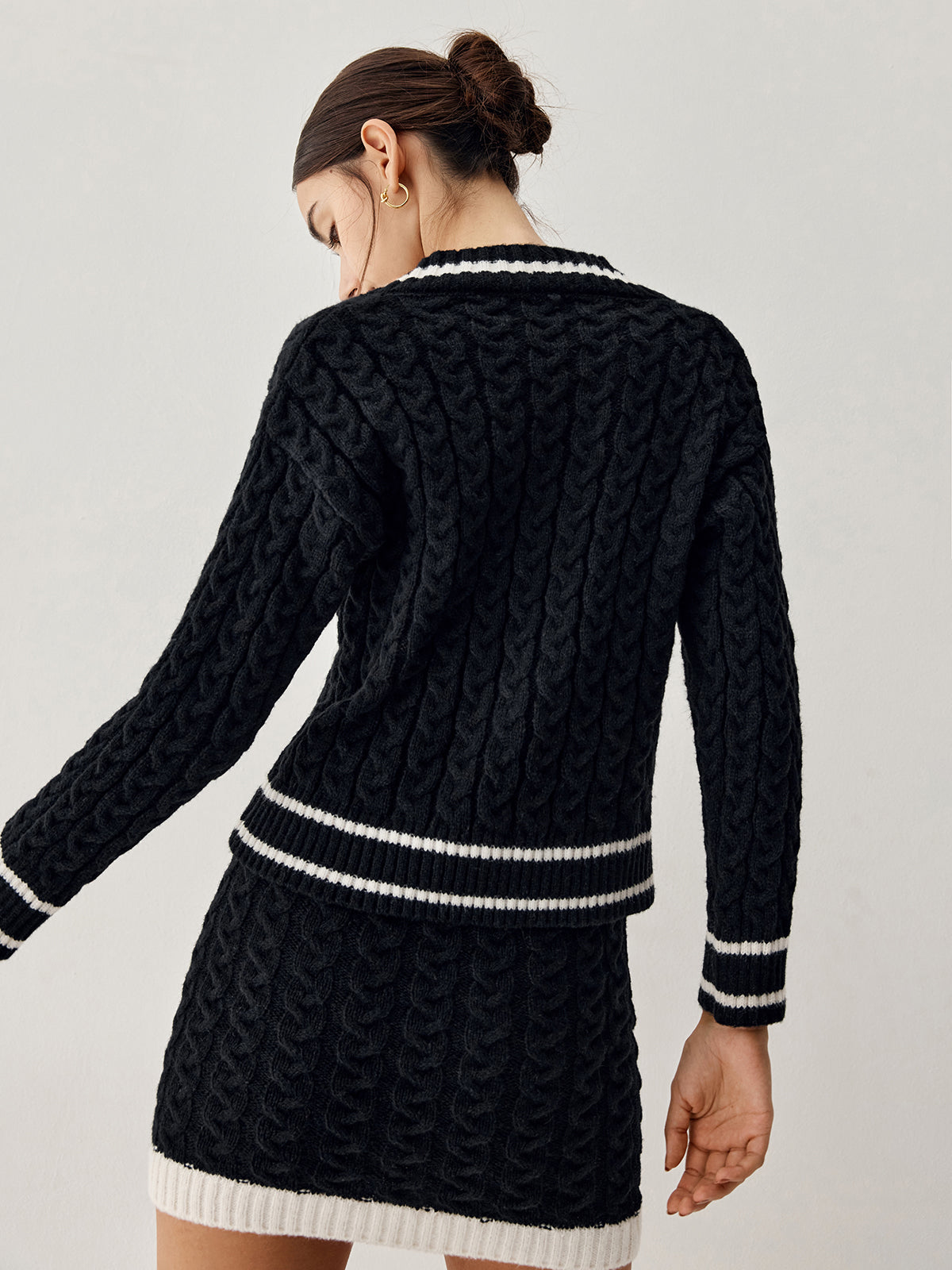 Cable Knit V-Neck Sweater for Women - Image 6