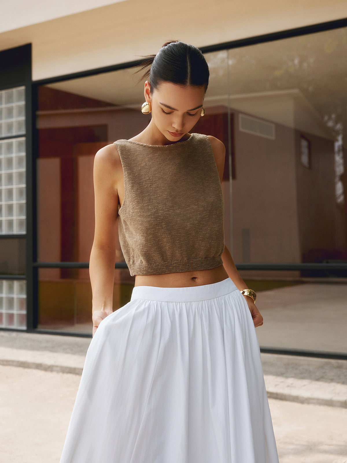 Strikket crop-top i bomuldsblanding – Ærmeløs basic-top med rund hals