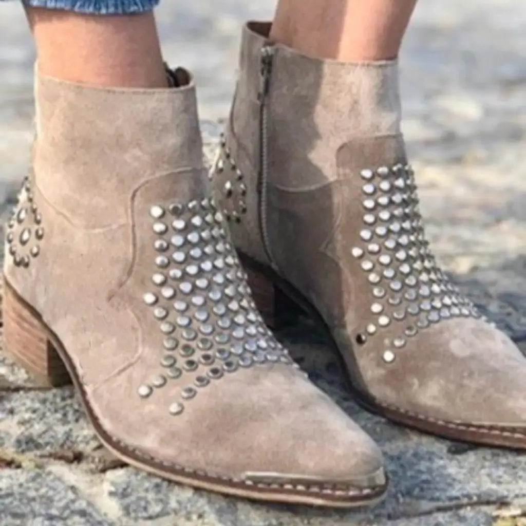 Botines de mujer con tachuelas, punta afilada y tacón grueso: unos botines cómodos con cremallera lateral para un estilo versátil en el día a día