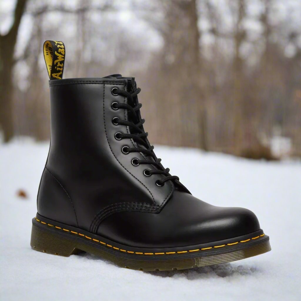 Modern women's lace-up boots – Comfortable & versatile design
