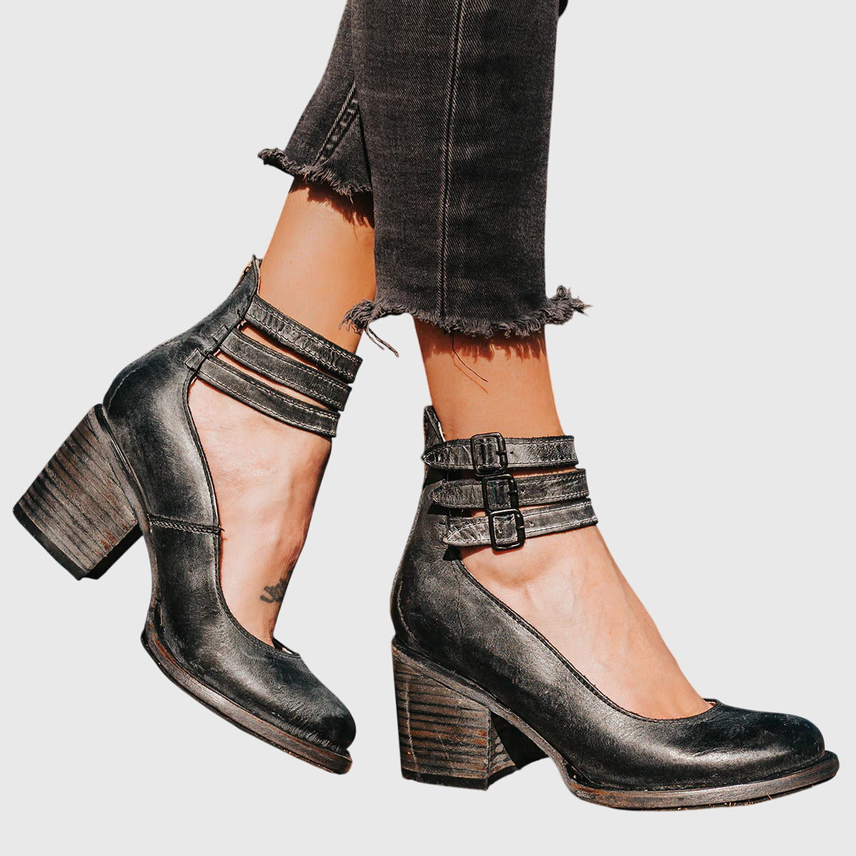 Elegant And Comfortable Sandals
