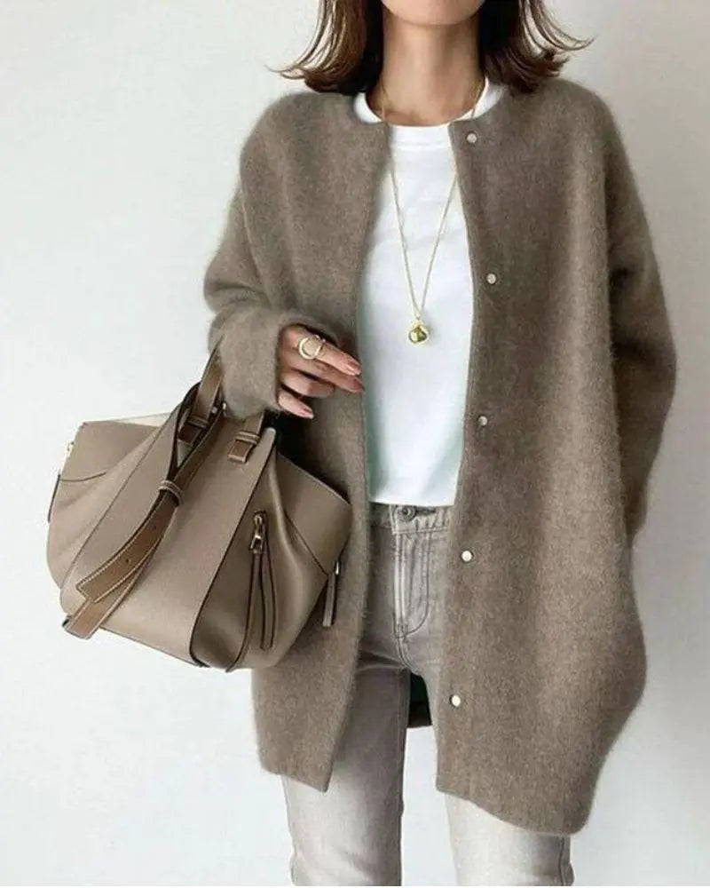 Chic wool and mohair cardigan for fall and winter - Women's