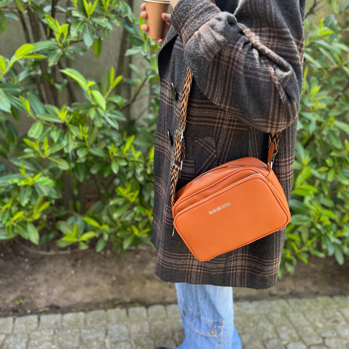 Zara | Shoulder bag with adjustable strap
