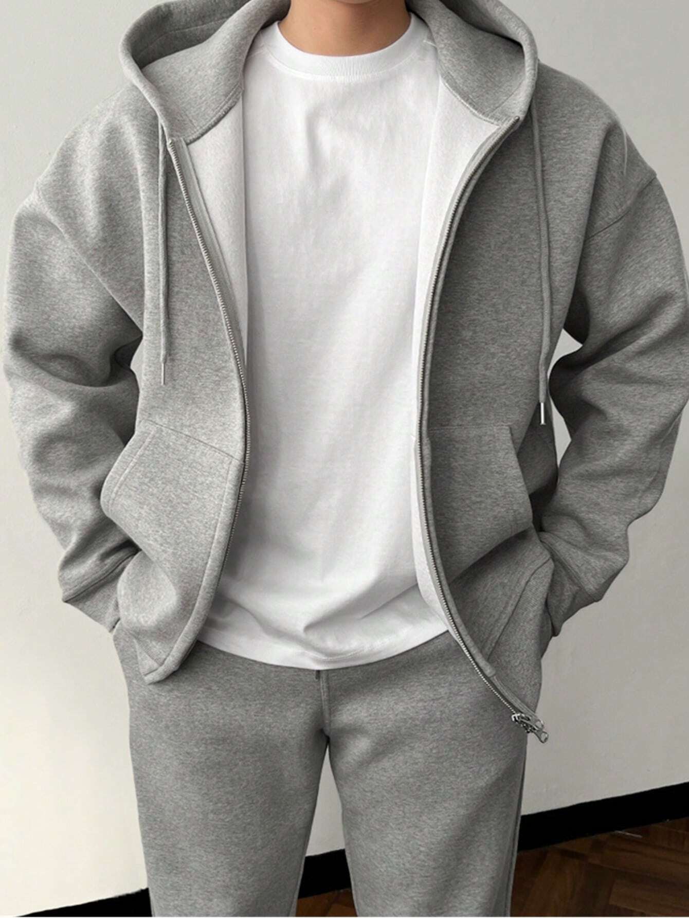 Image of Men's Full Zip Sweatpants Set