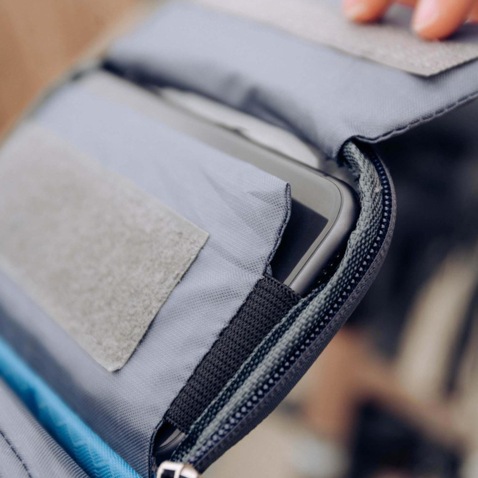 Image of Touchscreen Bicycle Handlebar Bag