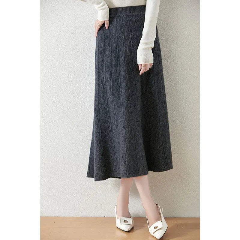 Image of Women's Knit A-Line Midi Skirt