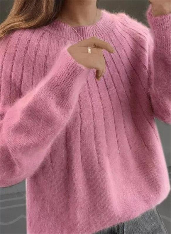 Image of Women's Ribbed Crewneck Sweater