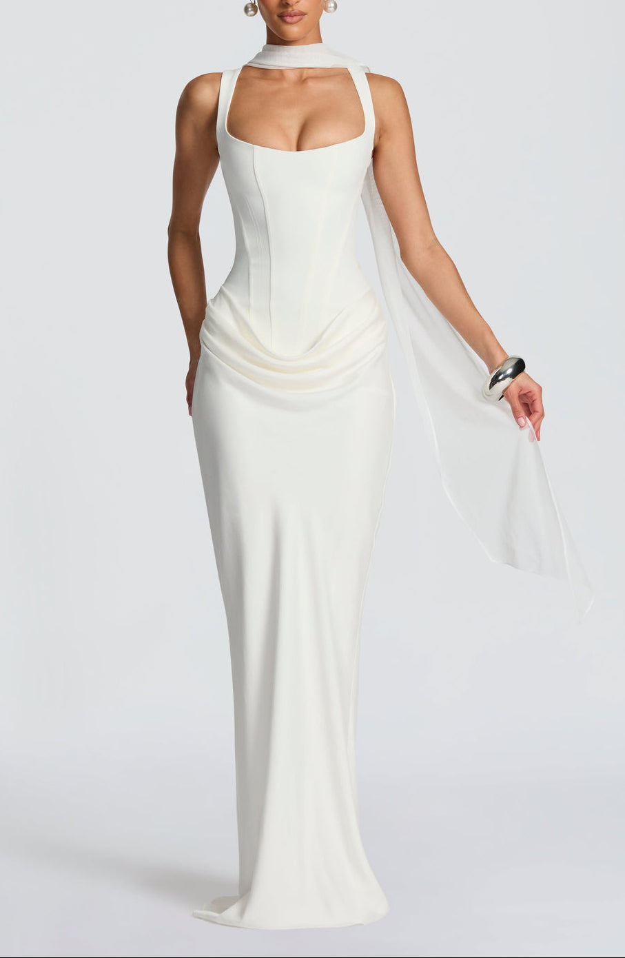 Image of Women's Sleeveless Bodycon Midi Dress