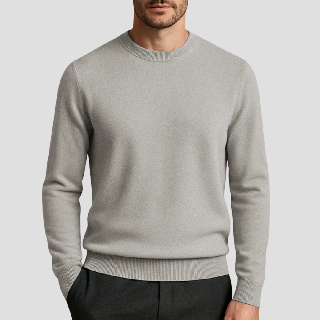 Men's cashmere sweaters - A classic crewneck with timeless elegance