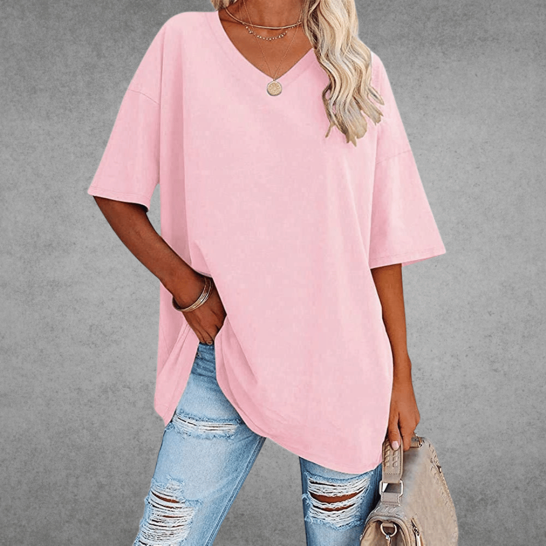 Women's Oversize T-shirt - Comfortable design with a heart neckline and lightweight, breathable fabric