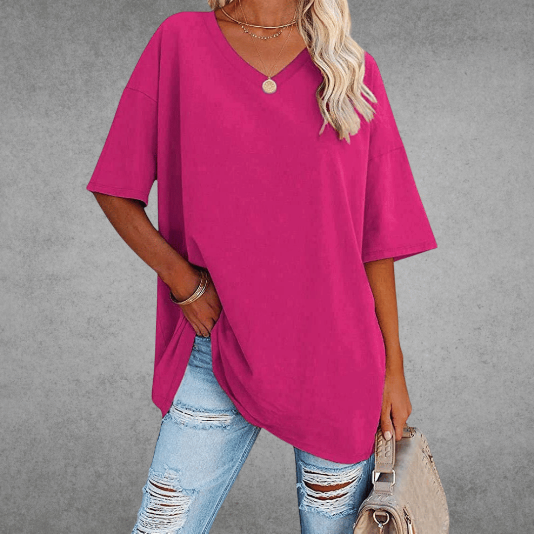 Women's Oversize T-shirt - Comfortable design with a heart neckline and lightweight, breathable fabric