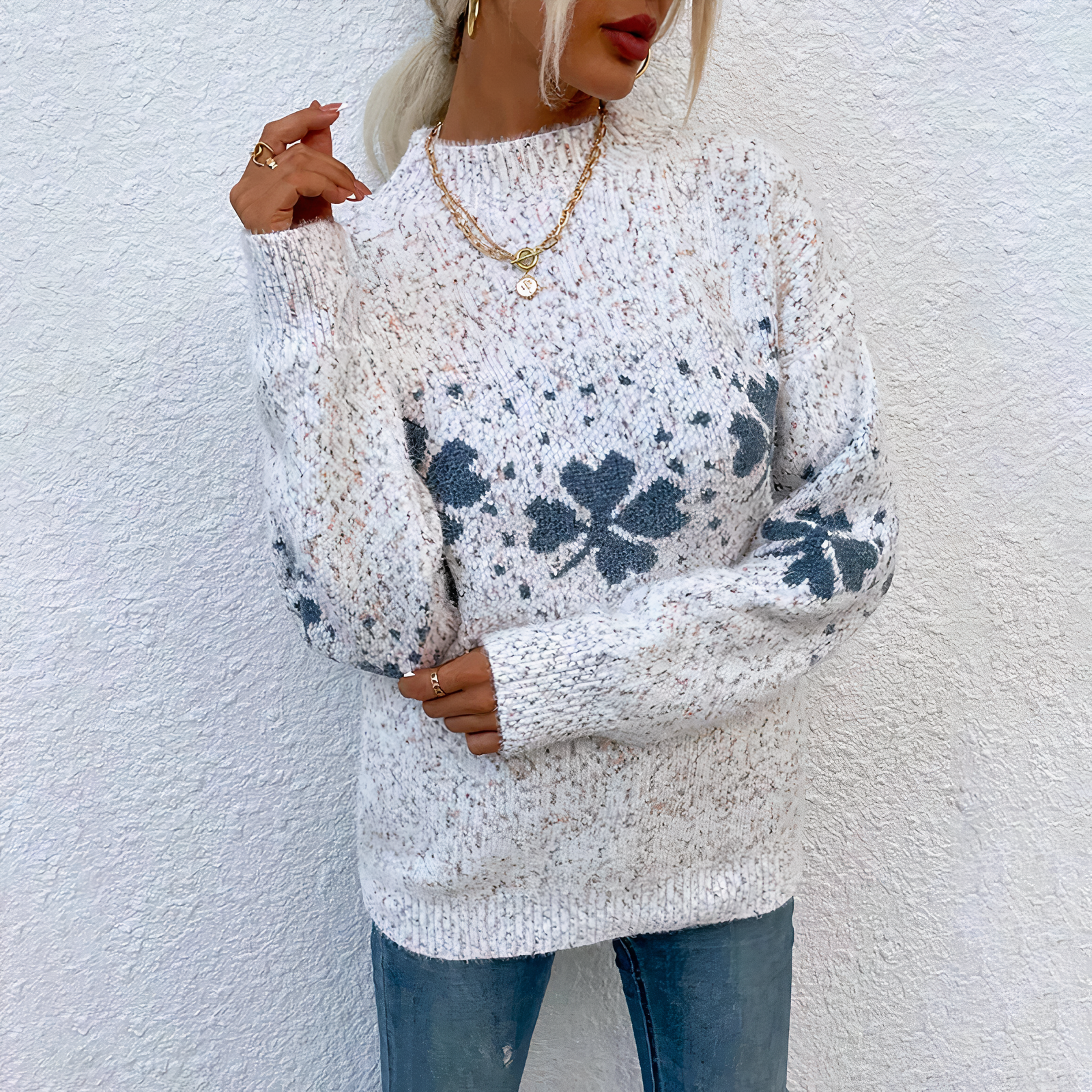 Pull à motif trèfle pour femme