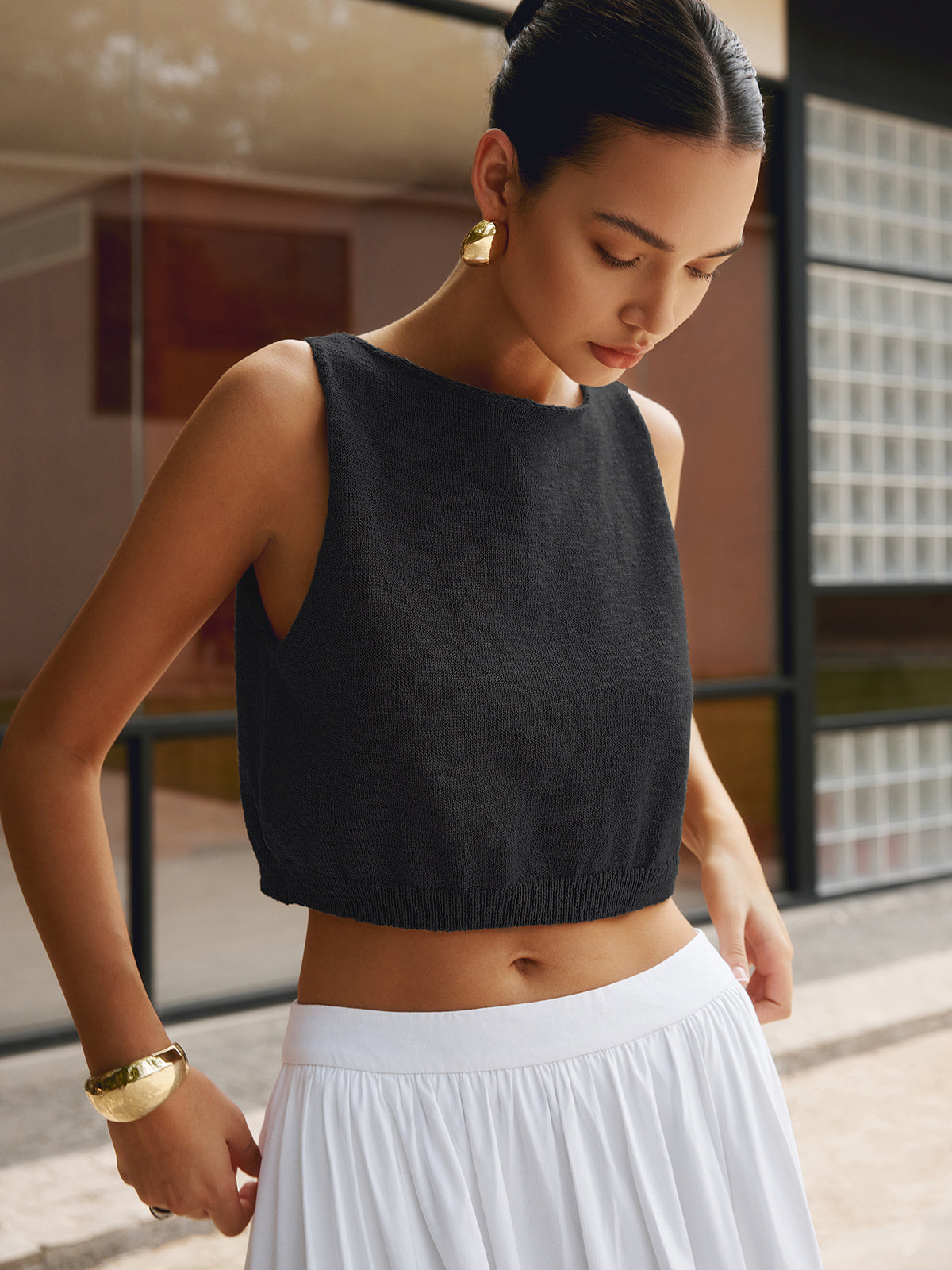 Strikket crop-top i bomuldsblanding – Ærmeløs basic-top med rund hals