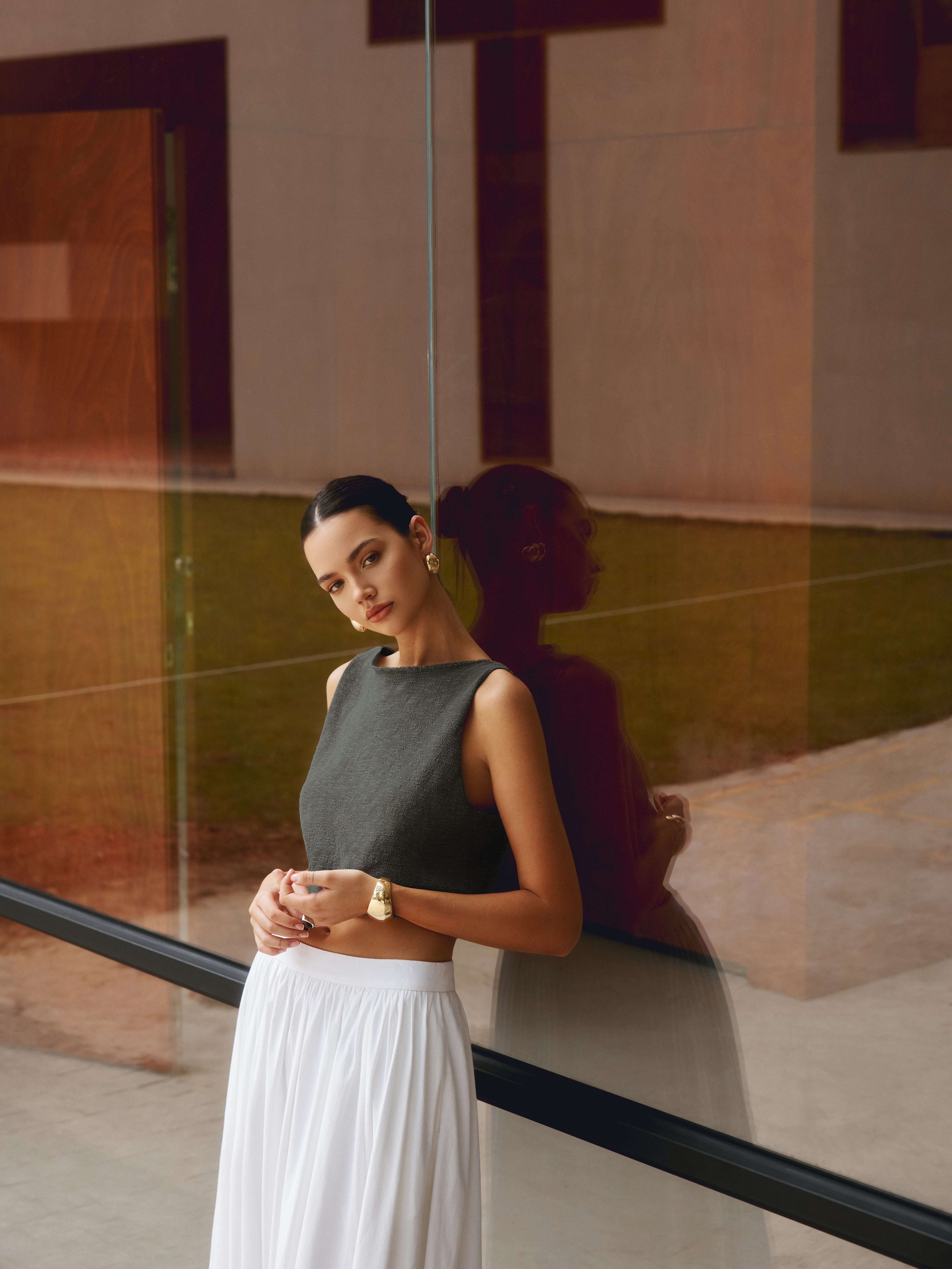 Strikket crop-top i bomuldsblanding – Ærmeløs basic-top med rund hals