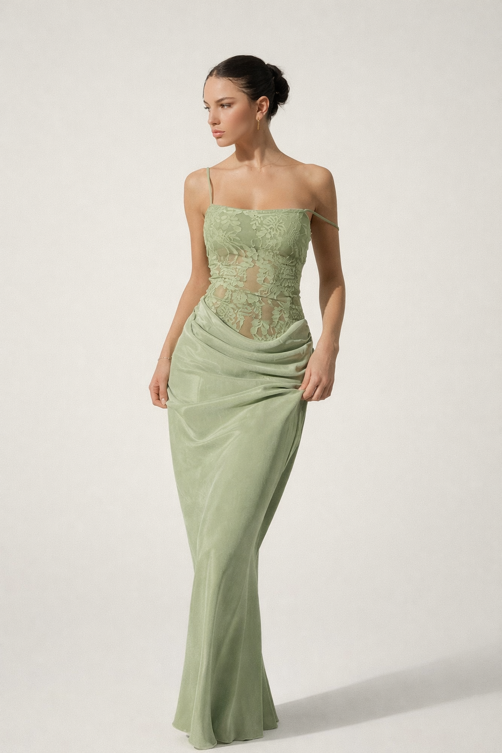 Rochie lungă din dantelă cu imprimeu floral pentru femei