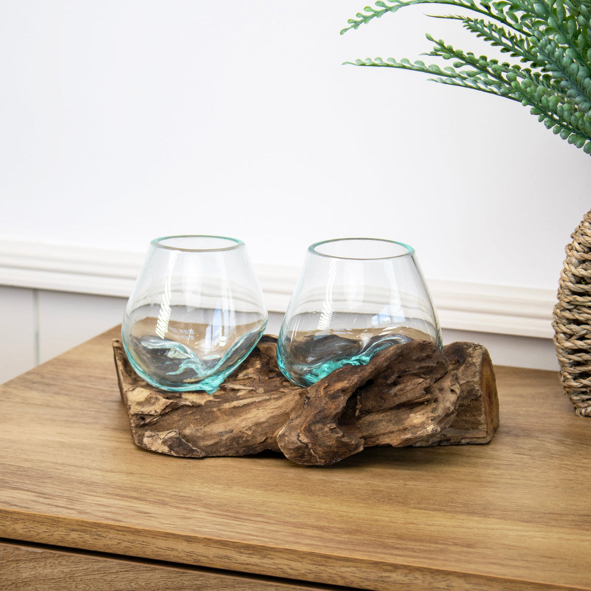 Ciotole doppie in vetro fuso su supporto in radice di teak - Centrotavola decorativo in vetro soffiato a mano e portacandele rustico