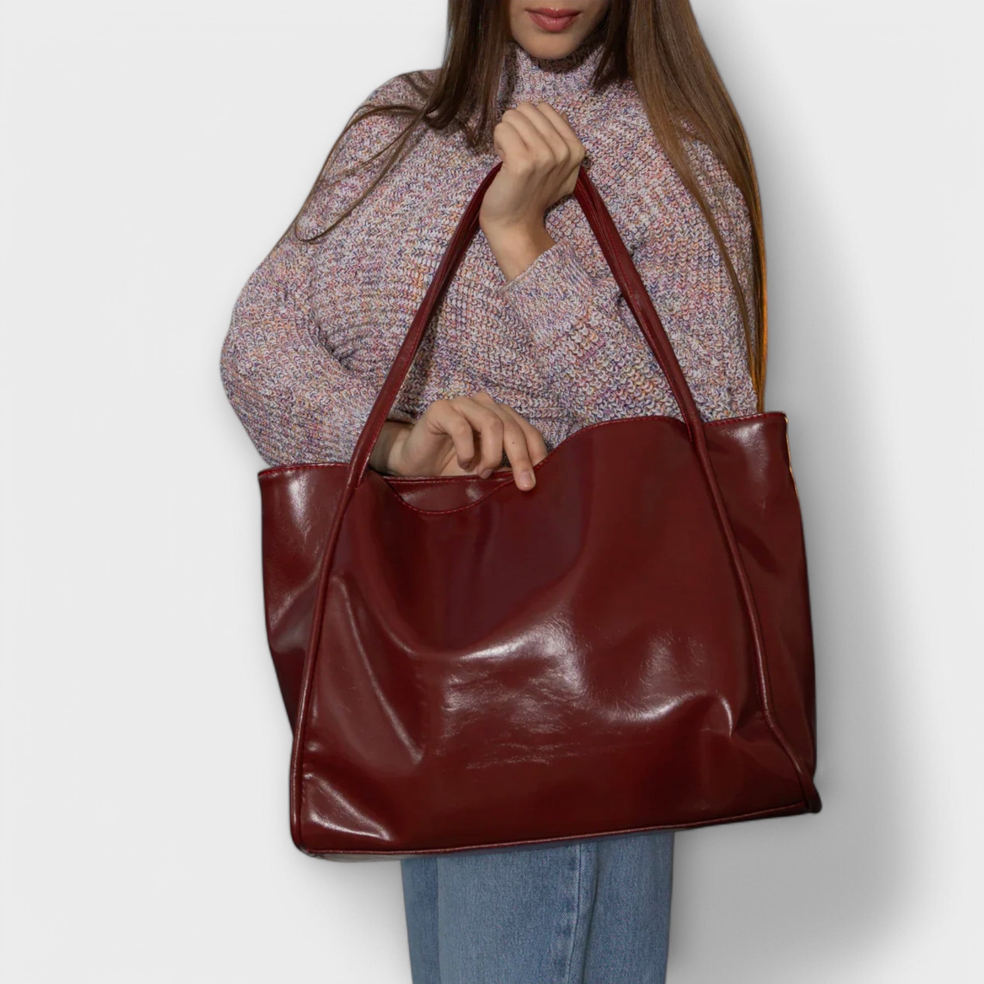 Lotte | Zwarte Dames Handtas van Kunstleer met Ruim Silhouet voor Zomergebruik 8