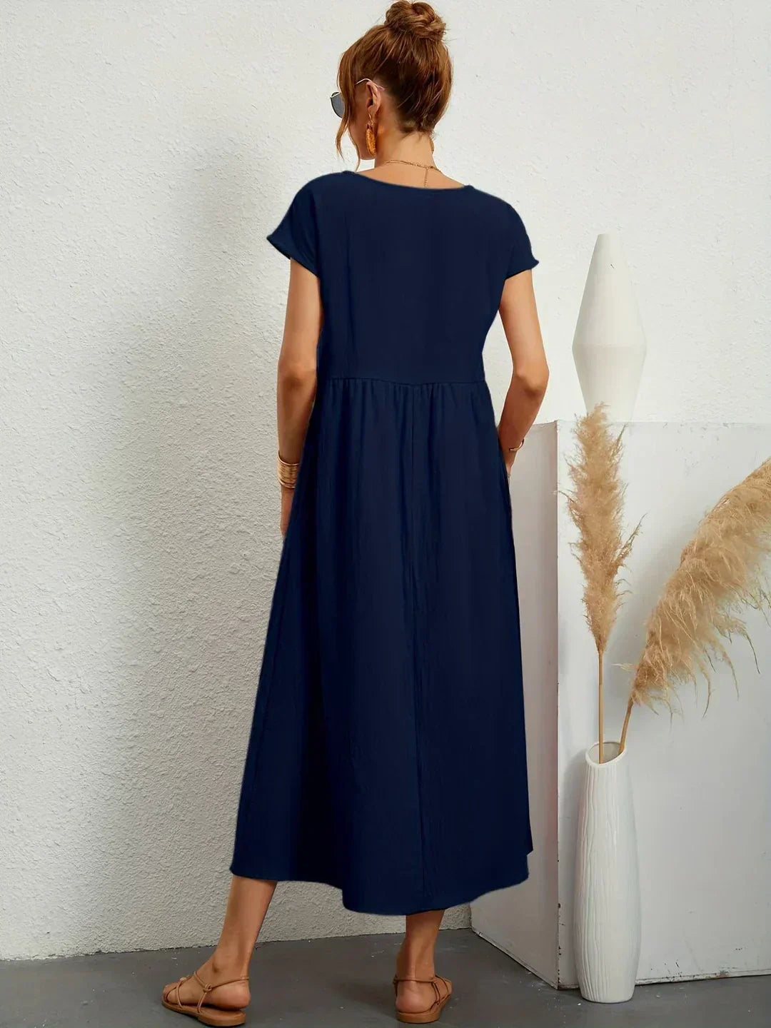 Clara - Casual Midi Dress