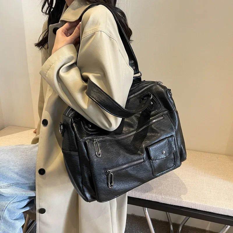 CHLOE - Nagy bőr válltáska