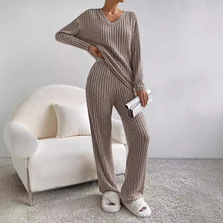 Ribbed V-Neck Sweater for Women - Image 6