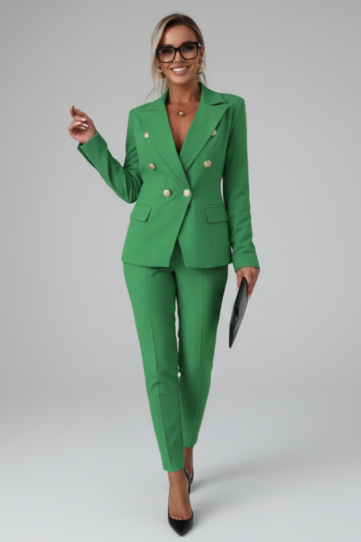 Completo da donna a due pezzi con giacca abbottonata e pantaloni a gamba dritta | Abiti eleganti coordinati per l'ufficio e occasioni formali