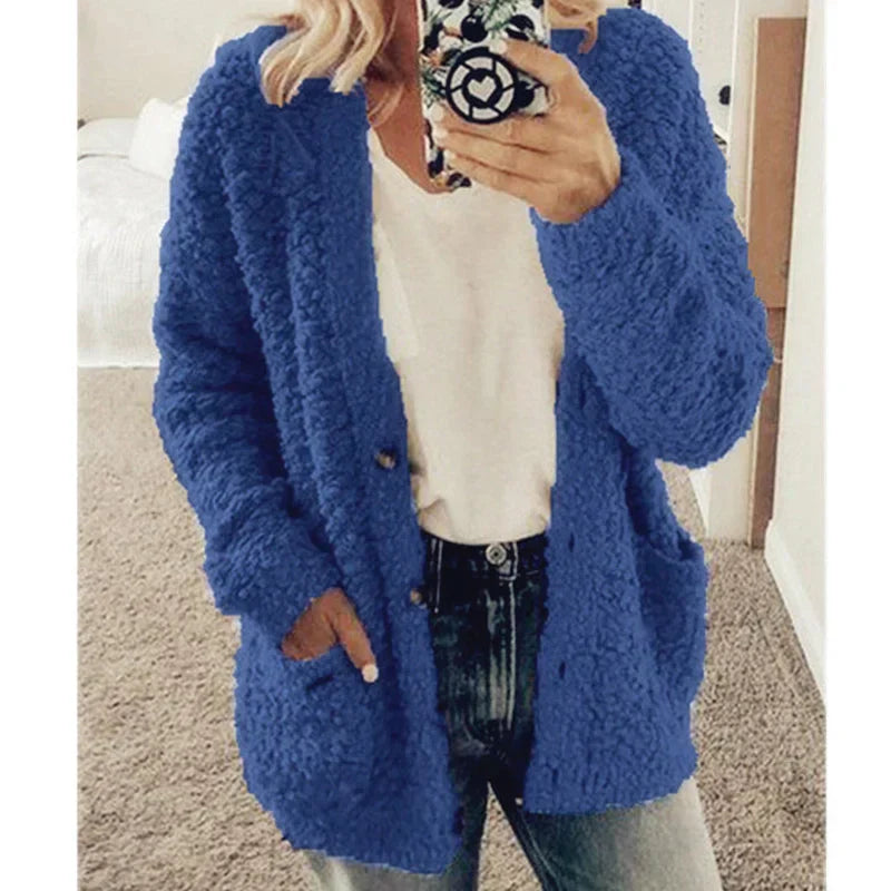 Cardigan moale și călduros – croială elegantă, deschisă, ideală pentru ținute casual suprapuse