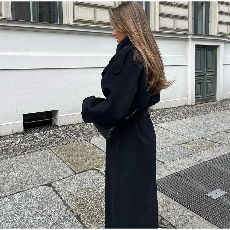 Klassisk lang trenchcoat med bælte