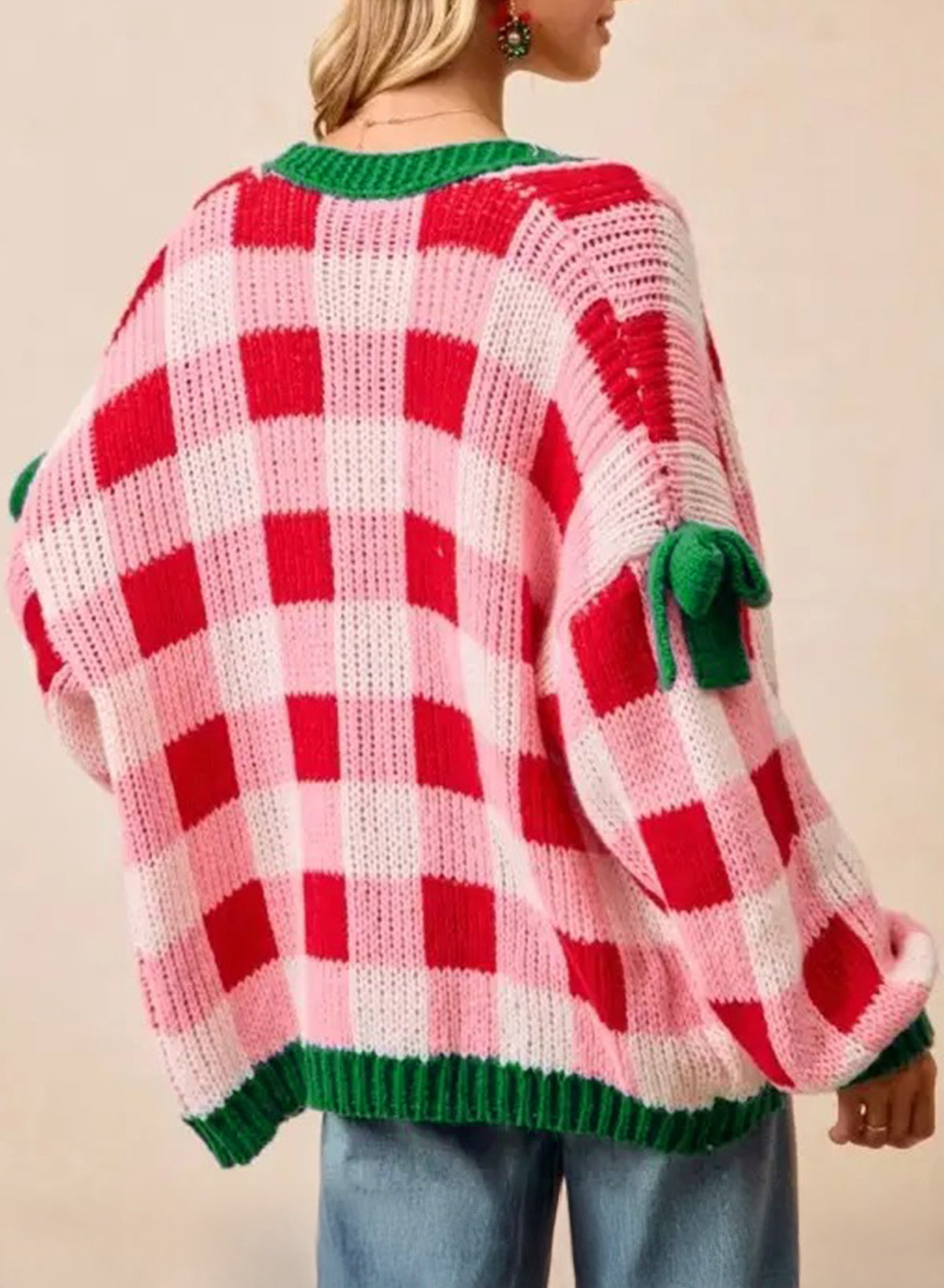 Cárdigan navideño de mujer a cuadros rosa: jersey de punto con abertura delantera, ribete verde y detalles de lazos