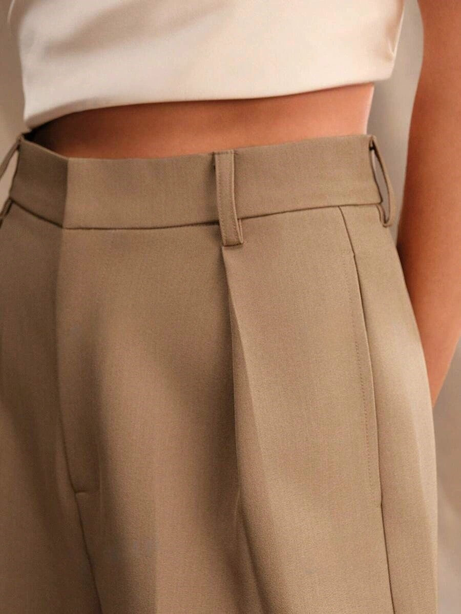 High Waist Wide Leg Tailored Trousers for Women | Smart Office Dress Pants with a Structured Waist and Flowing Silhouette