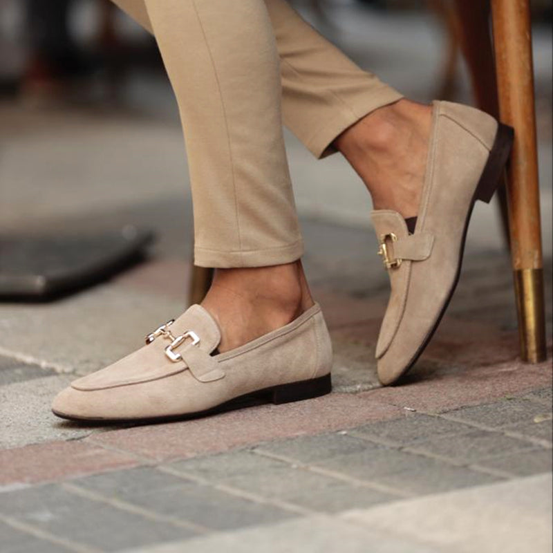 Heren Loafers met Gouden Horsebit Detail en Instapper Neus Beige