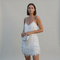 Mini-robe de cocktail pour femme avec ourlet orné de plumes | Robe de soirée courte ajustée pour les réceptions et les événements spéciaux