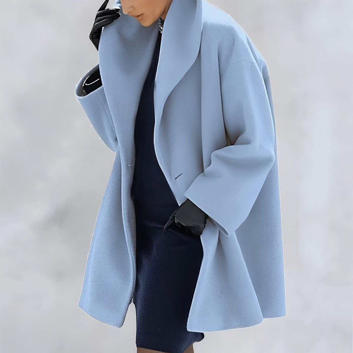 Woman’s Luxury Wool Coat – Elegant Form & Warm Winter Style