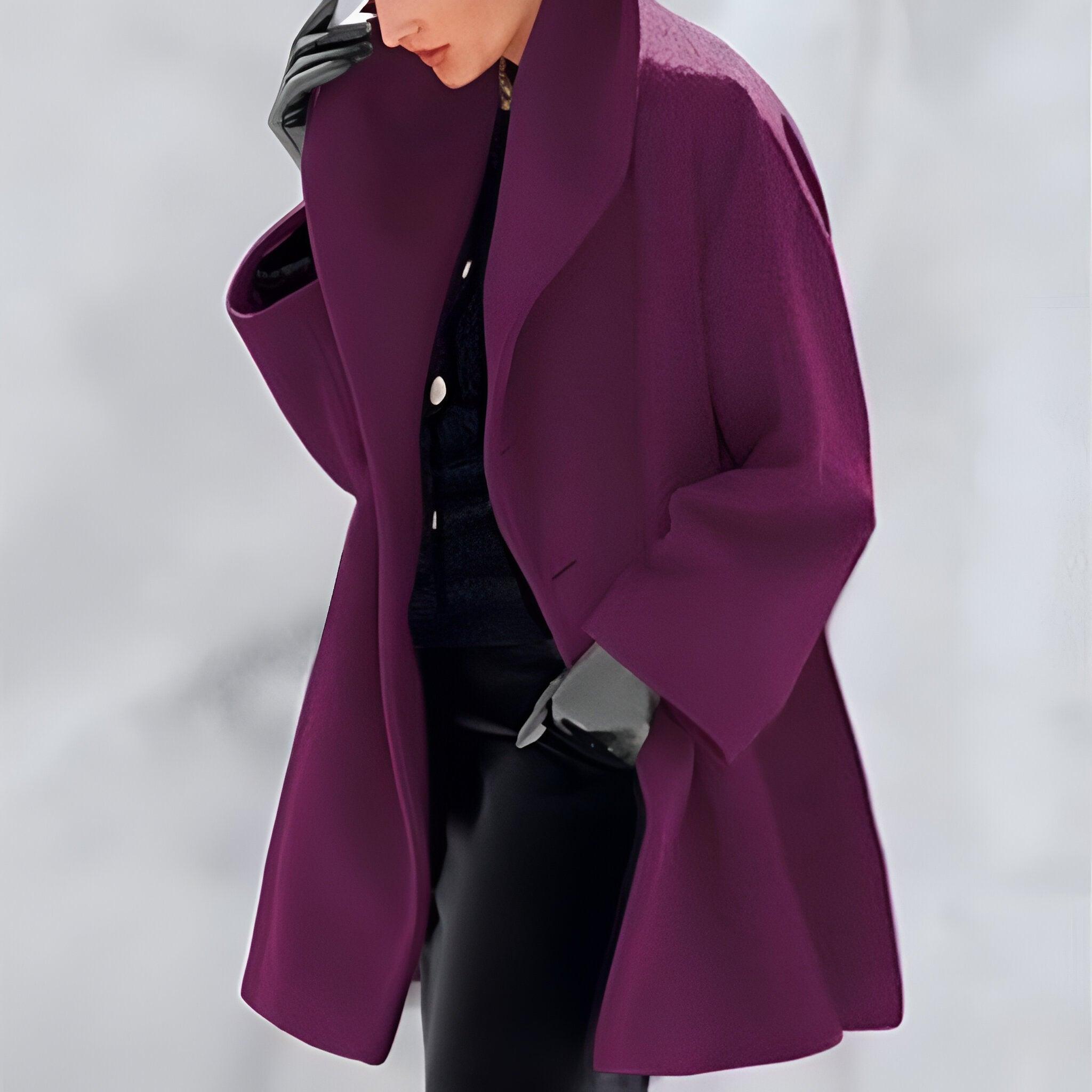 Woman’s Luxury Wool Coat – Elegant Form & Warm Winter Style
