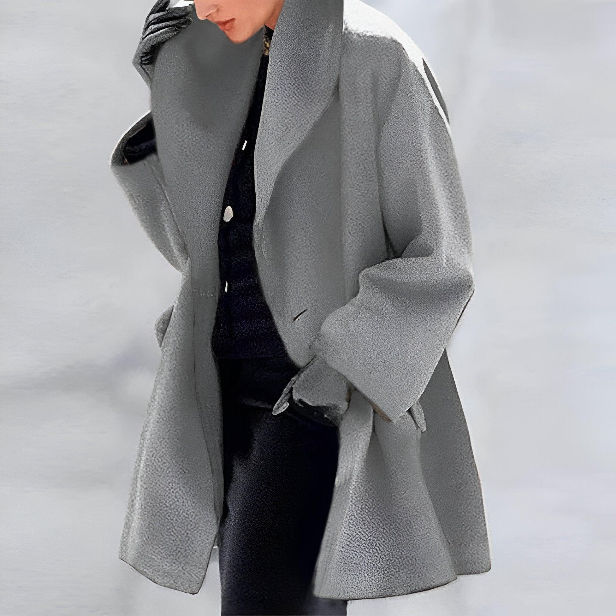 Woman’s Luxury Wool Coat – Elegant Form & Warm Winter Style