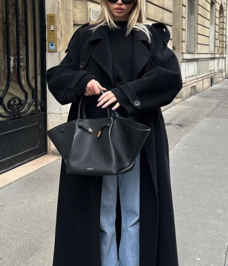 Klassisk lang trenchcoat med bælte