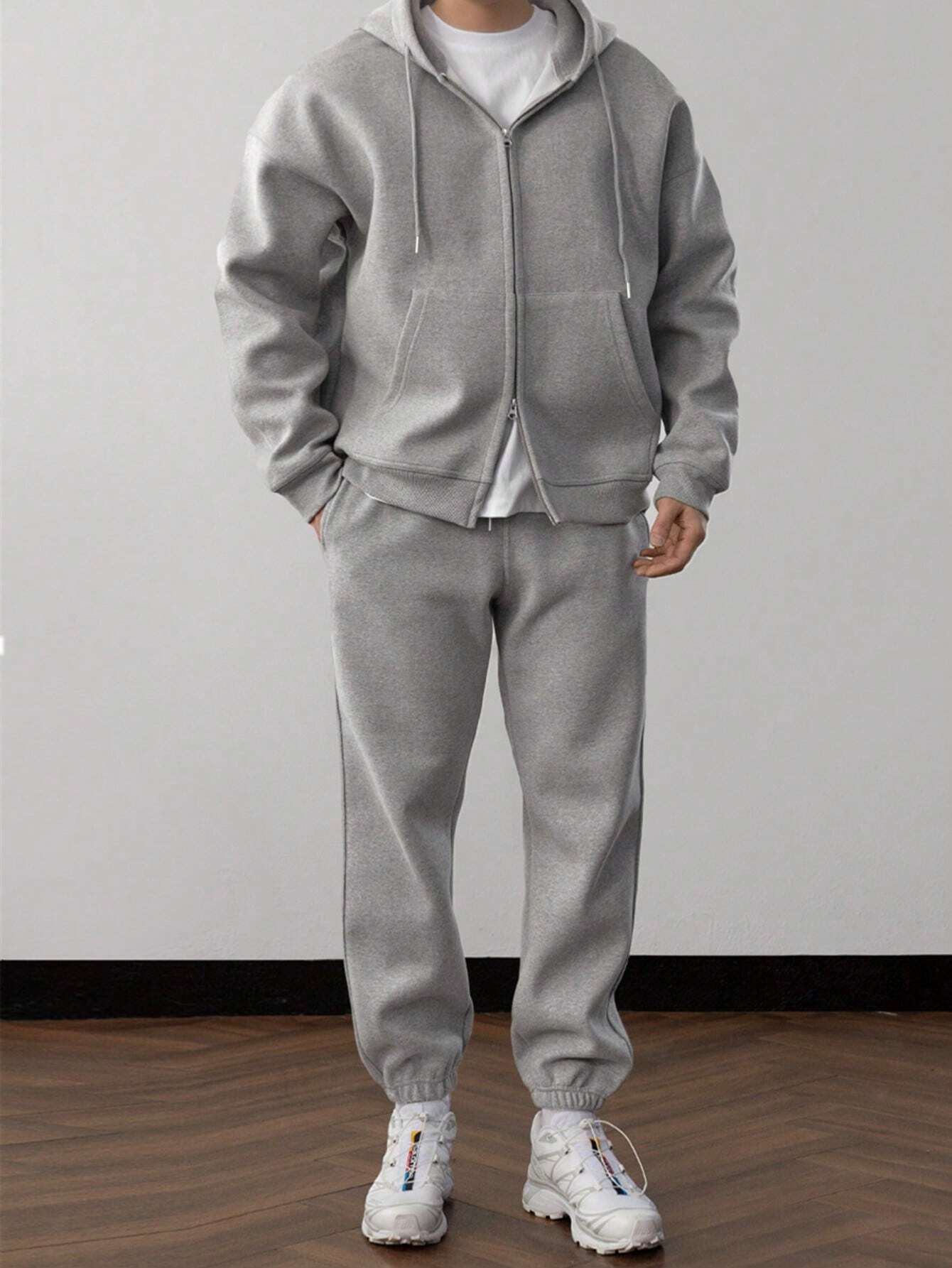 Image of Men's Full Zip Sweatpants Set