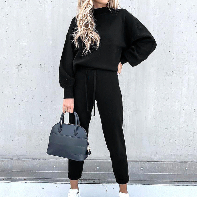 Image of Women's Relaxed Fit Sweatpants Set