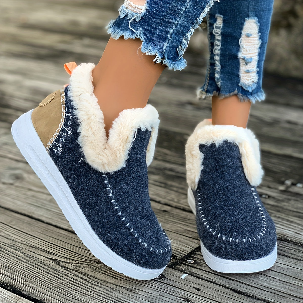 Image of Women's Slip-on Faux Fur Slippers
