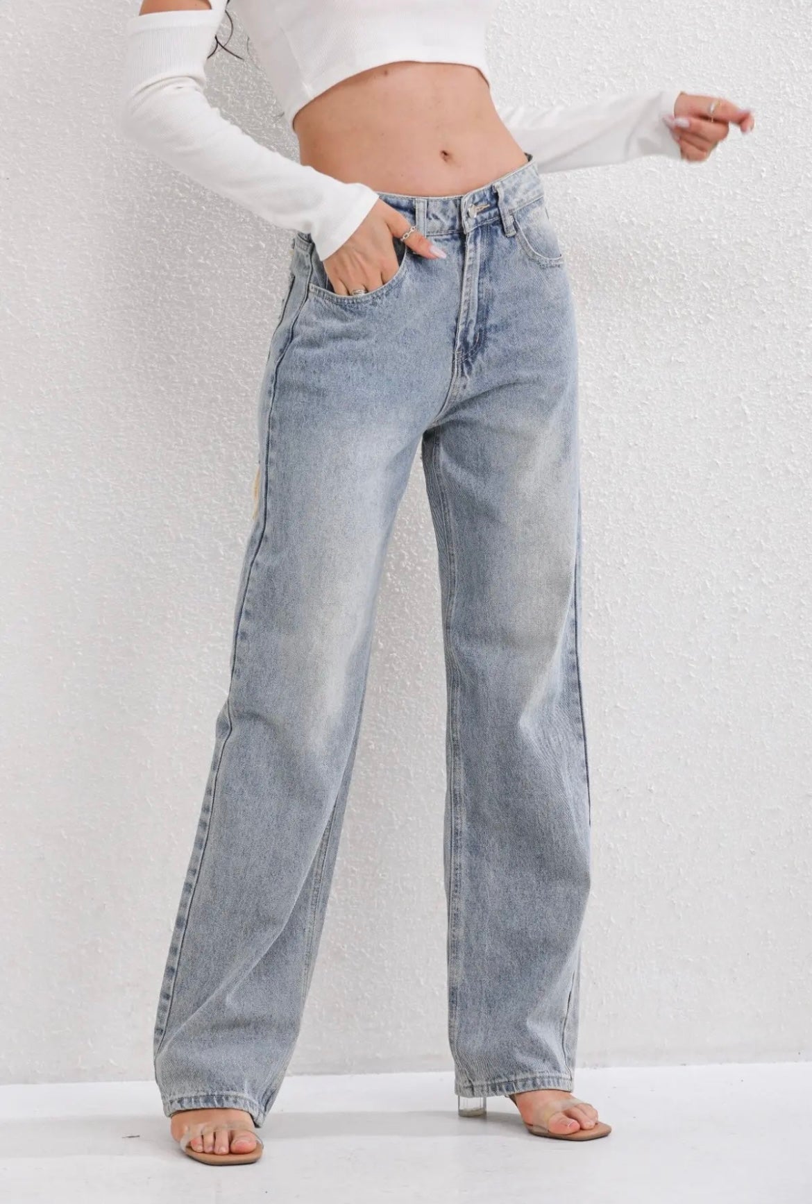 Vaqueros rotos para mujer | Vaqueros vintage de corte recto con detalles desgastados y bolsillo trasero en contraste | Corte holgado de estilo urbano